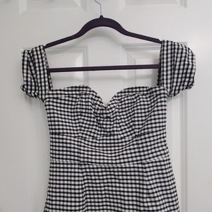 GUESS off the shoulder, zipper in back.